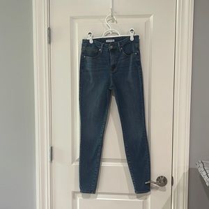 Good American denim jeans medium wash
